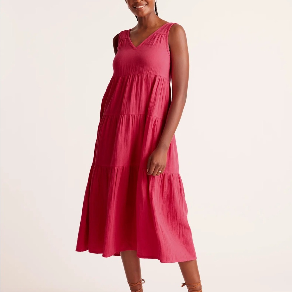 Red Sleeveless Women's Dress